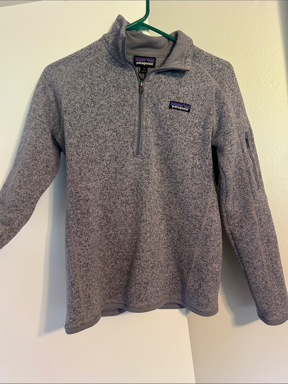 Patagonia Lavendar Half-Zip Fleece Pullover